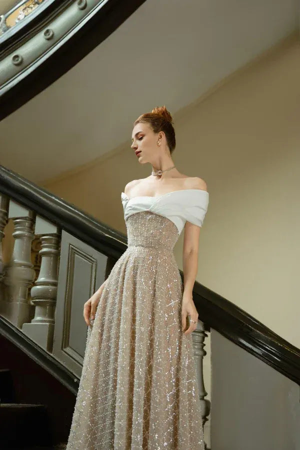 Robe Weitese A-line col asymétrique tulle longueur au sol robe longue sans manches élégante scintillante et brillante robe de bal dos nu 