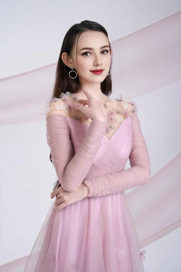 Weitese Dress A-line Gathered Round Neck Mesh Sheer Maxi Dress Vintage Tulle Pleats Prom Dress With Flower