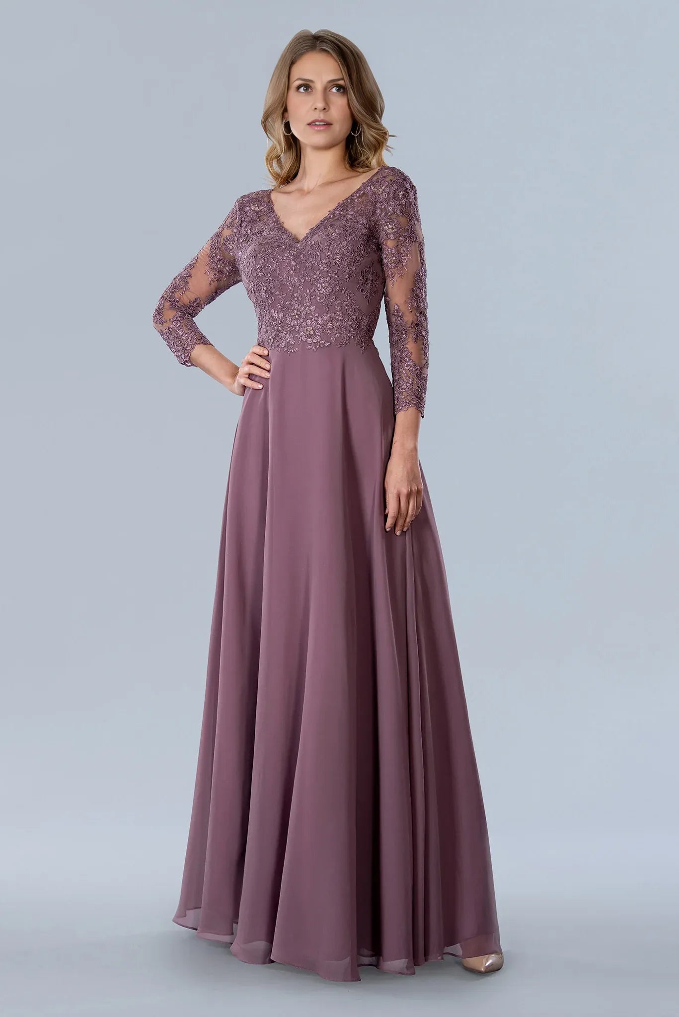Weitese Dress A-line V Neck Applique Formal Prom Dress Elegant Long Sleeves Floor Length Mother of the Bride Dress