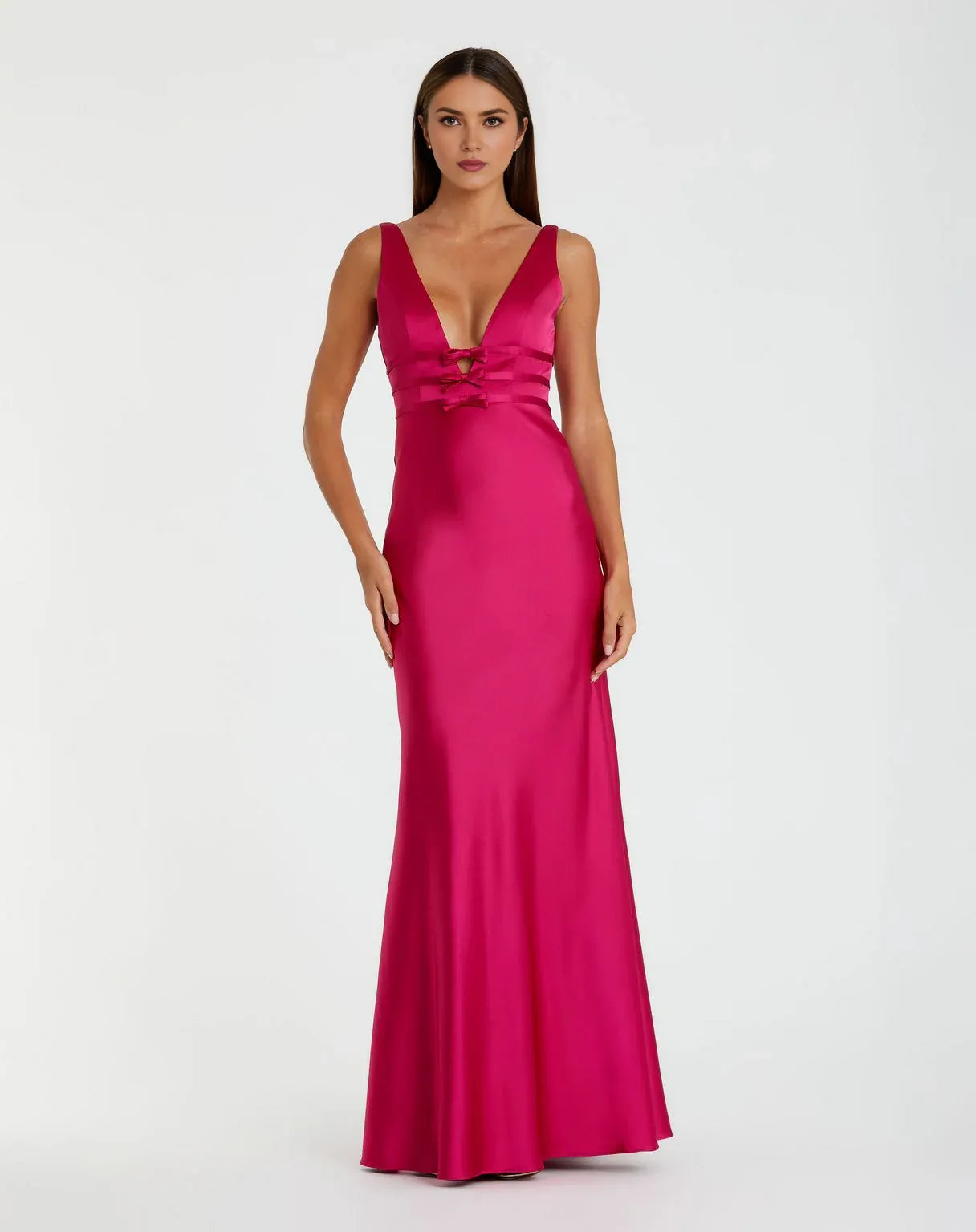 Vestido elegante de noche formal, largo y ajustado, con corte tubo, espalda descubierta, sin mangas y largo hasta el suelo. 