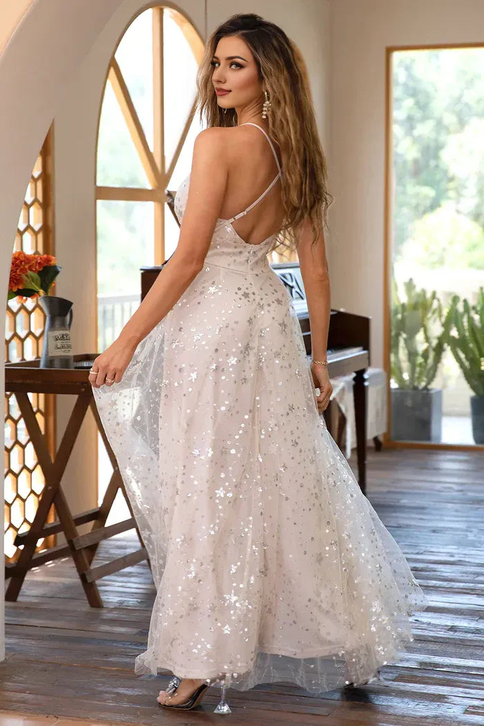 Robe Weitese classique coupe trapèze, bretelles spaghetti, robe longue champagne clair, robe de bal avec strass 