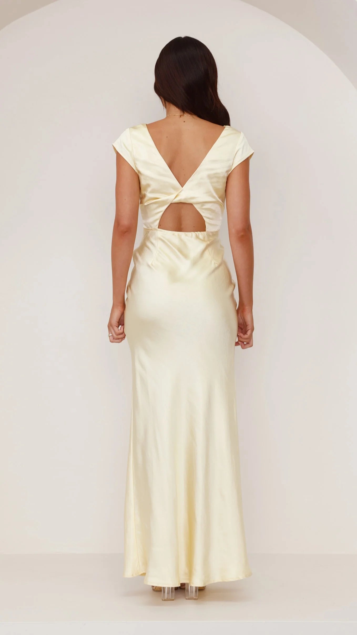 Weitese Dress Classic V Neck Maxi Dress Yellow Sheath Cap Sleeve Solid Color Sheath Backless Prom Dress