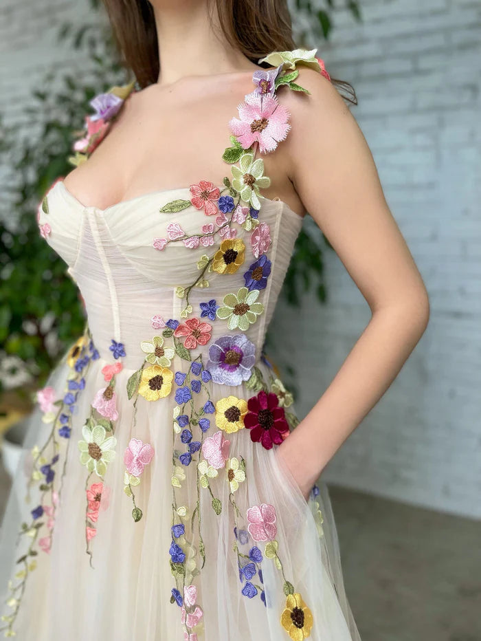 Weitese Dress Corset A-Line Champagne Backless Sleeveless Midi Homecoming Dress With 3D Flowers