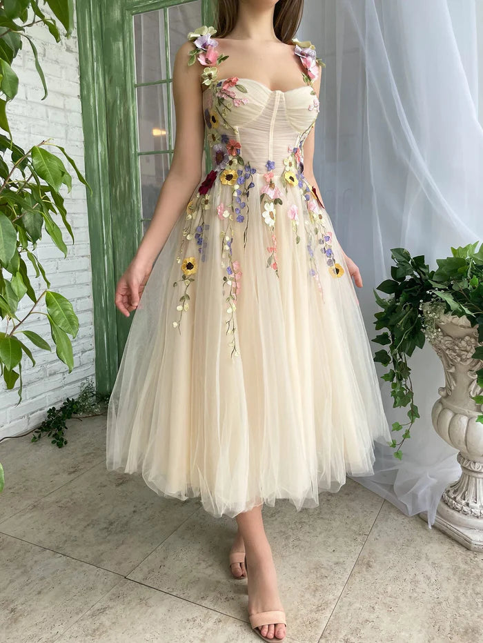 Weitese Dress Corset A-Line Champagne Backless Sleeveless Midi Homecoming Dress With 3D Flowers
