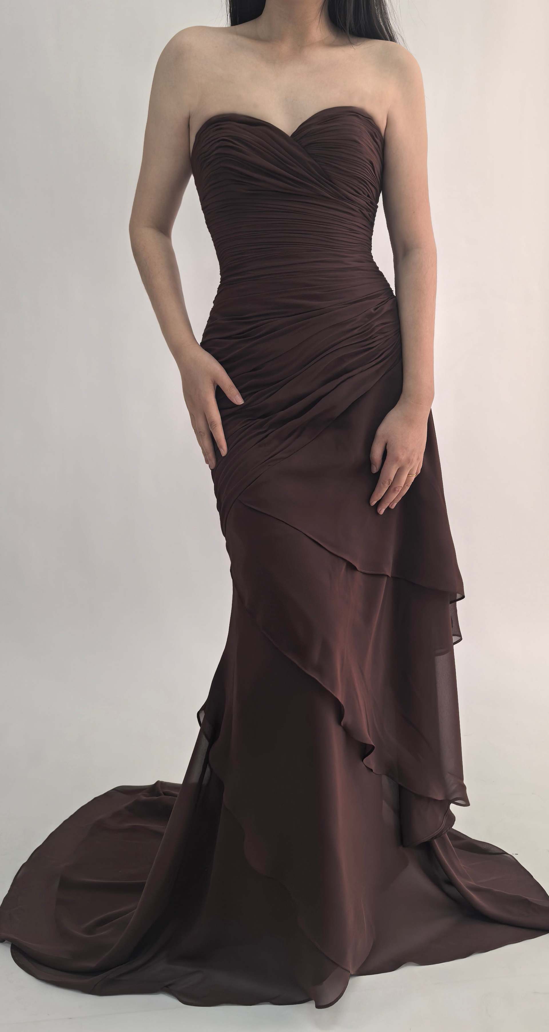 Vestido Weitese marrón oscuro con escote en forma de corazón, fruncido y volantes, vestido formal para fiesta. 