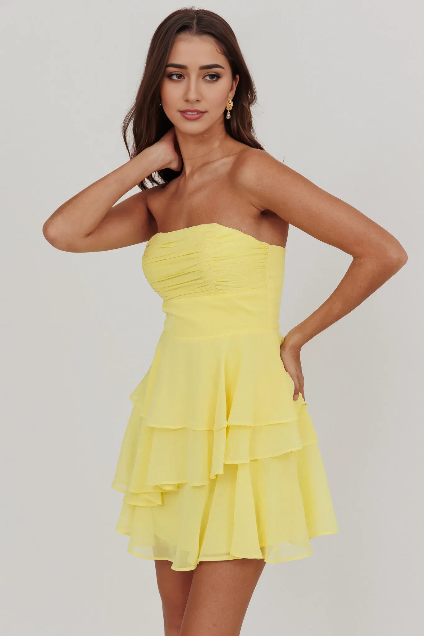 Weitese Dress Elegant Light Blue Dress Strapless Neck Ruched Bodice Detail Tiered Ruffled Dress and Mini Length Homecoming Dress