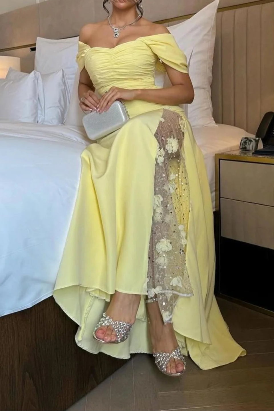 Weitese Dress Elegant Mermaid Off the Shoulder Yellow Party Dress with Split Front