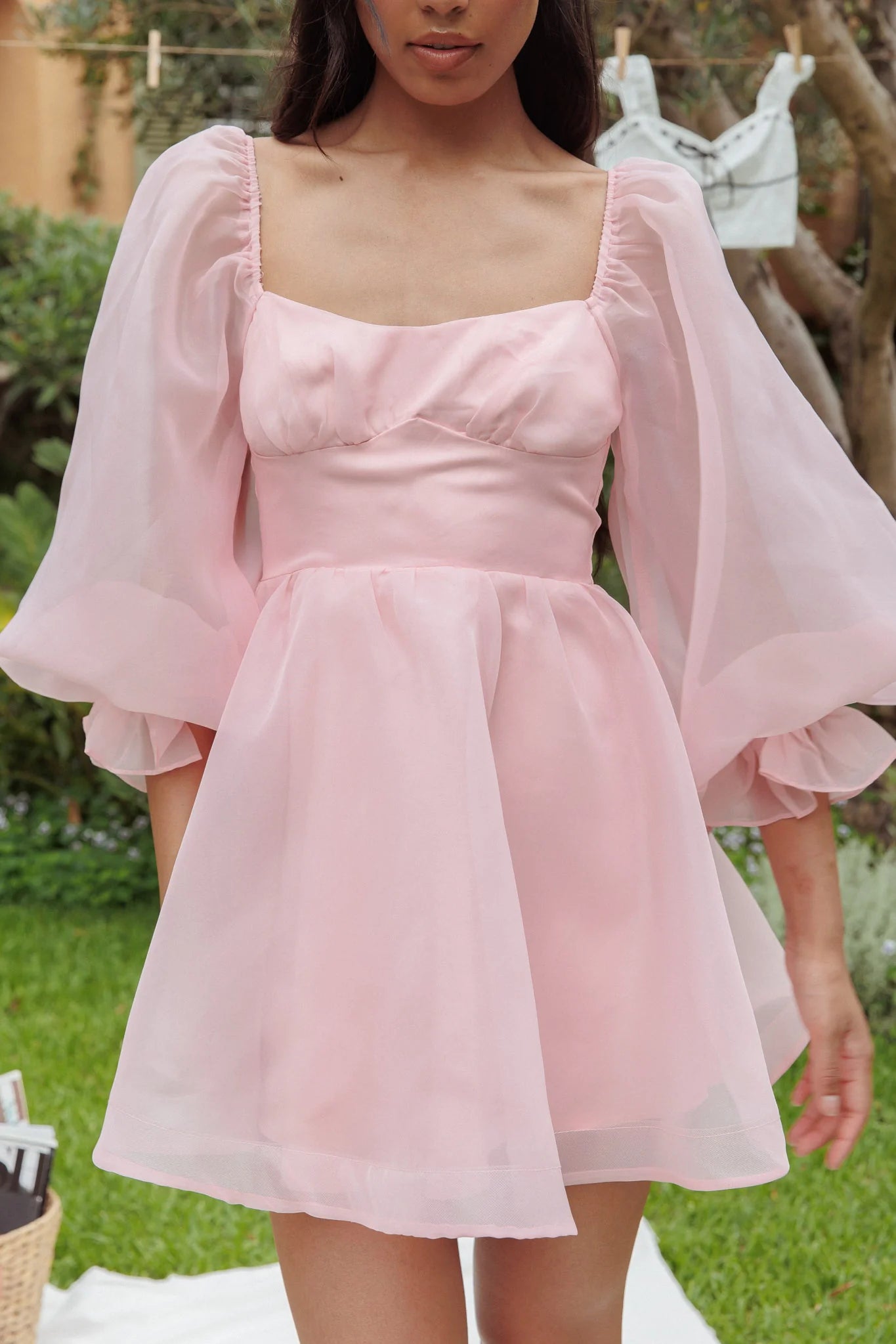 Weitese Dress Elegant Pink Organza Dress Square Neck Puff Sleeve Detail Flared Skirt and Mini Length Homecoming Dress