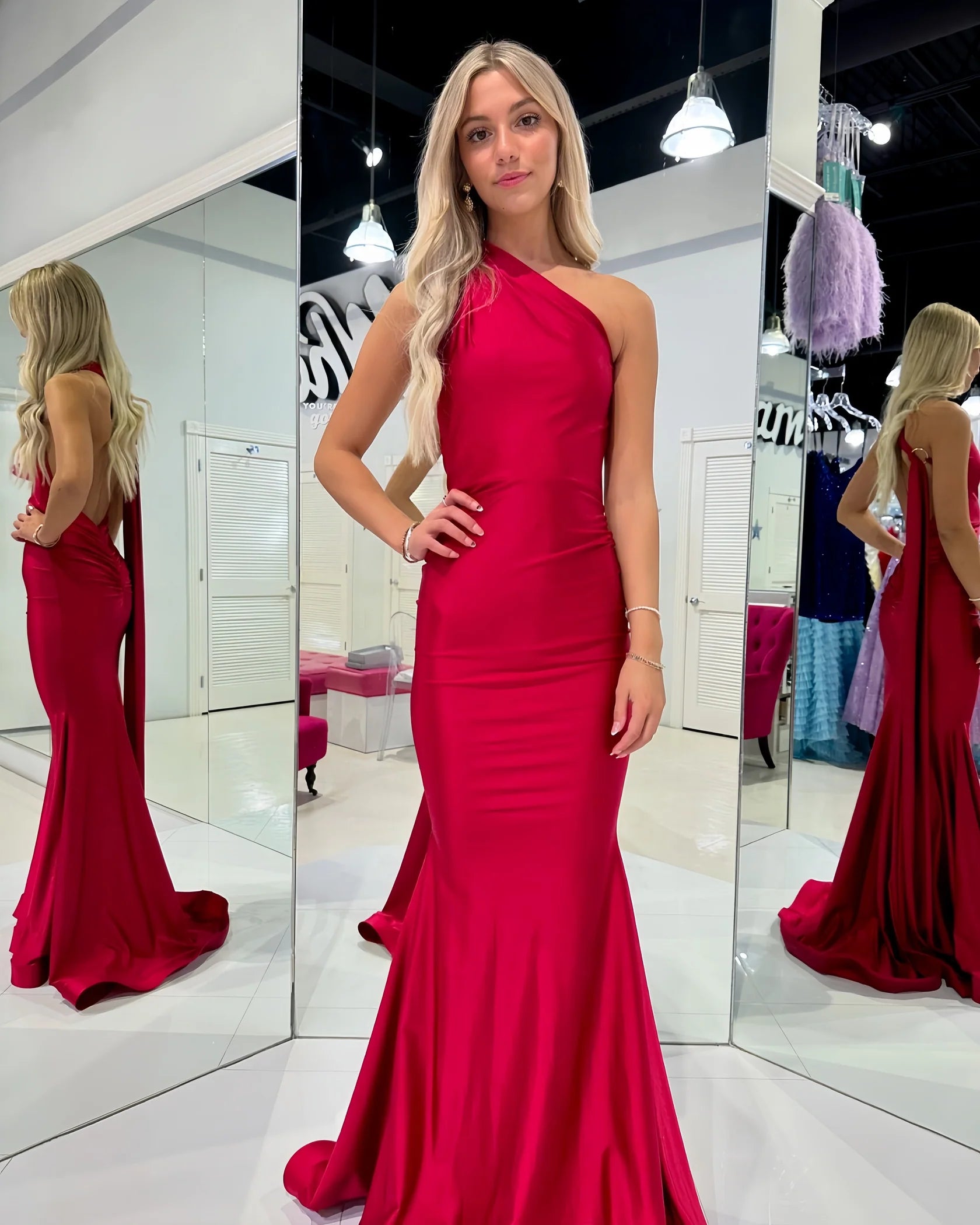 Weitese Dress Elegant Red Halter Mermaid Sleeveless Long Prom Dress Open Back Floor Length Party Gown