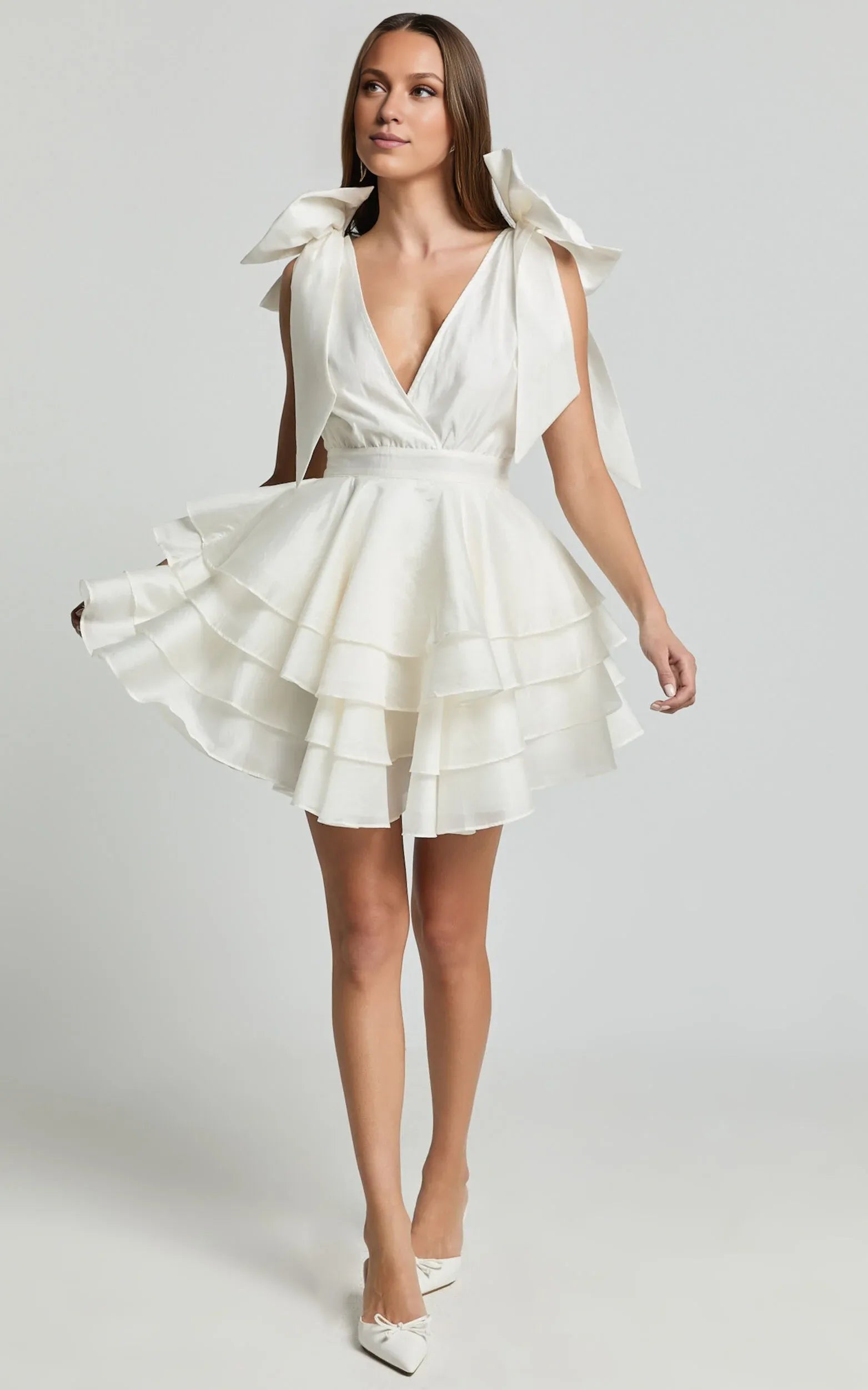 Weitese Dress Elegant Shoulder Tie Plunge Ruffle Mini Dress White A-Line Sleeveless Backless Homecoming Dress