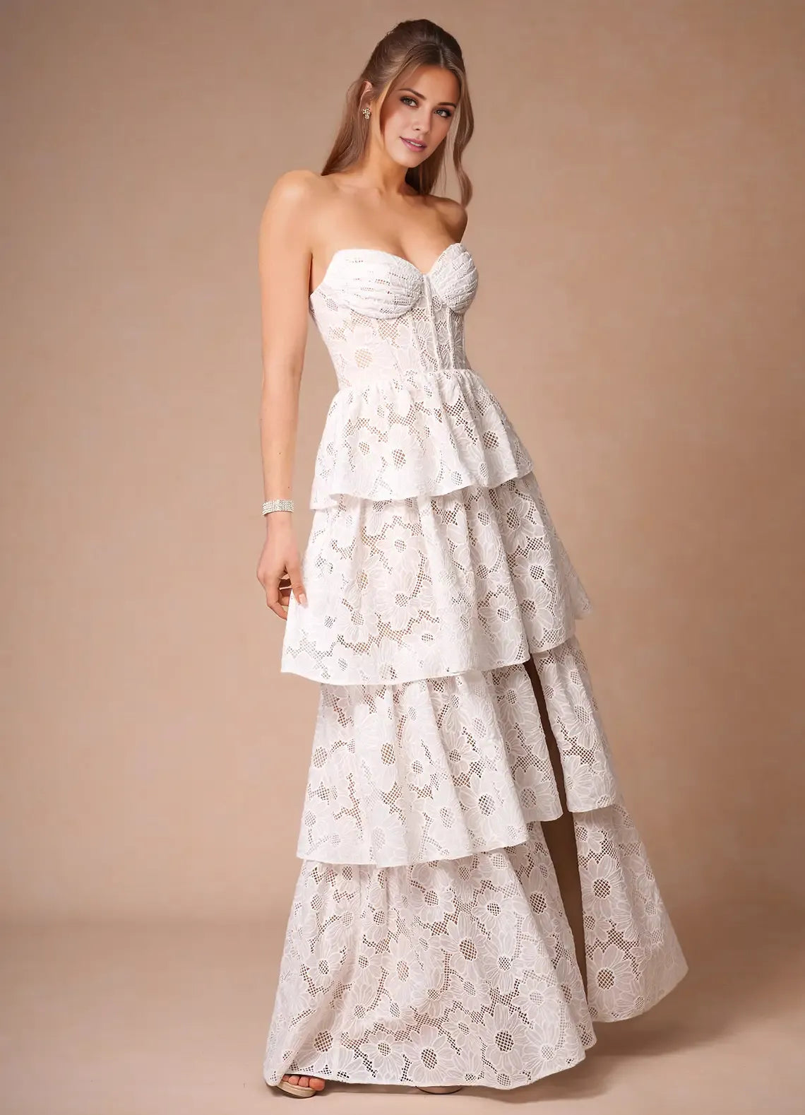 Weitese Dress Elegant Spaghetti Straps Sleeveless Romantic Lace Appliques Evening Dress Floor Length Slit Prom Dress