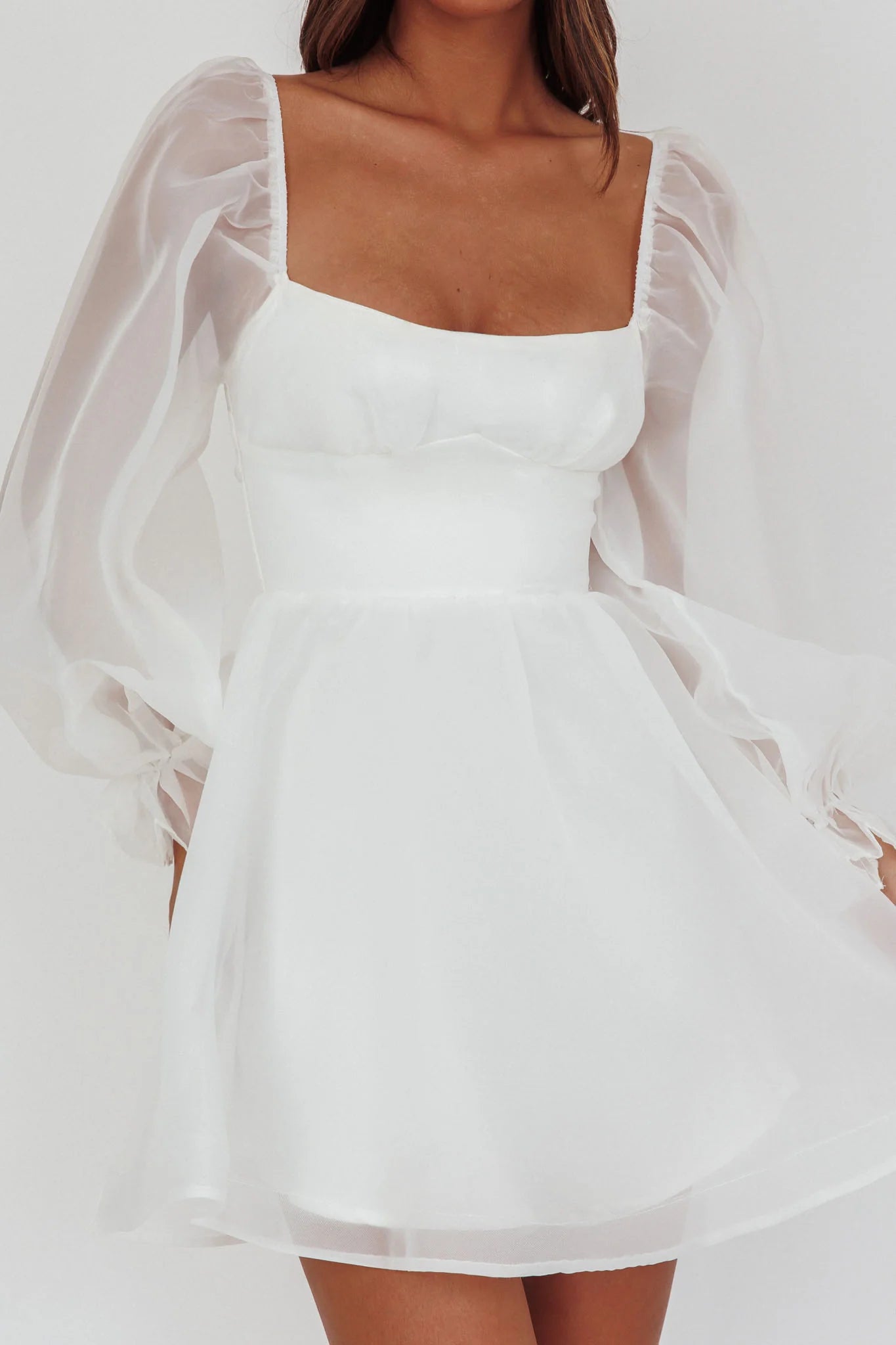 Weitese Dress Elegant Pink Organza Dress Square Neck Puff Sleeve Detail Flared Skirt and Mini Length Homecoming Dress