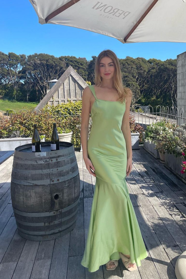 Weitese Dress Elegant Wide Straps Open Back Sleeveless Maxi Dress Green Mermaid Ankle Length Prom Dress