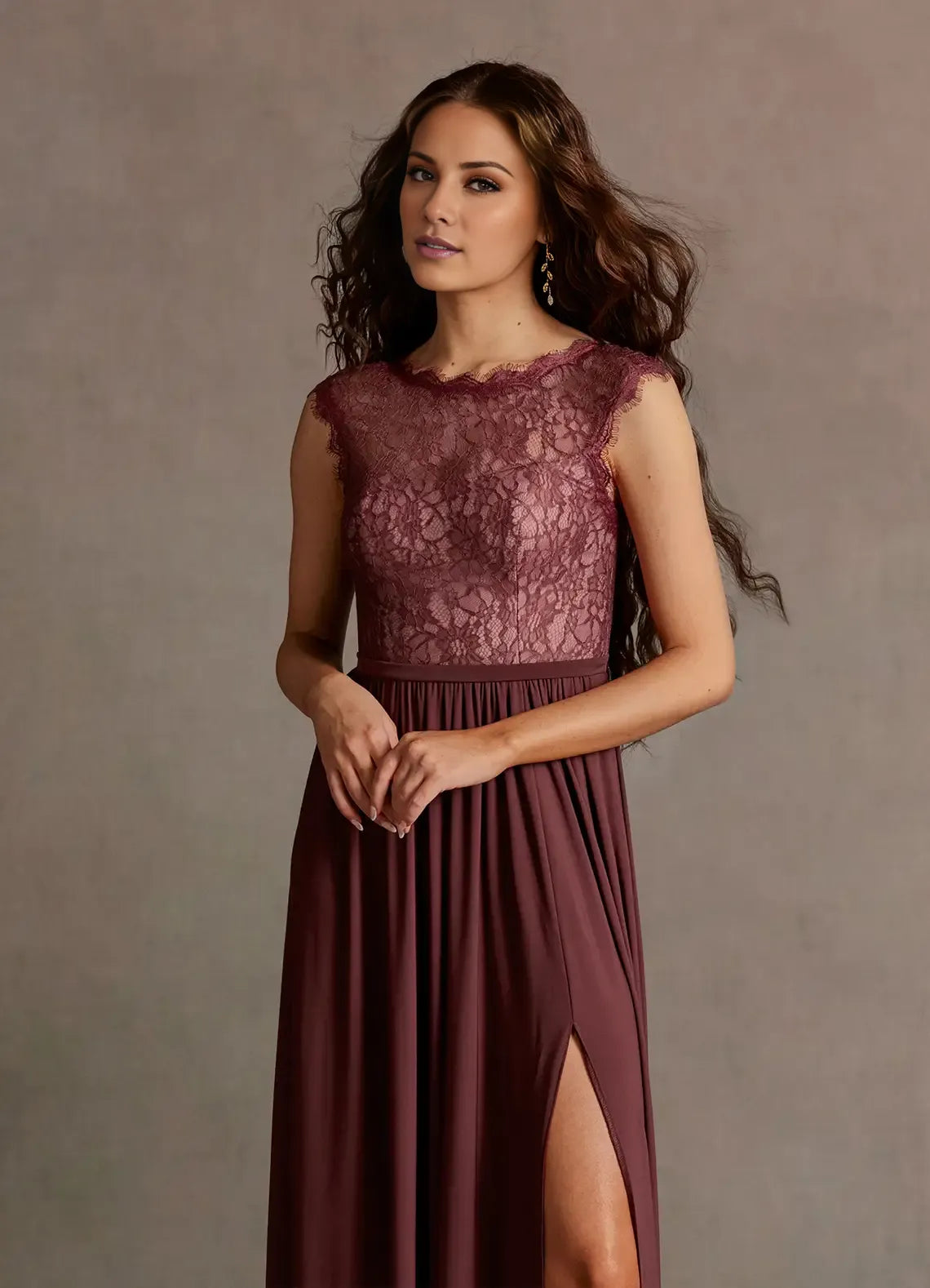 Robe Weitese élégante noire à col bateau et appliques en dentelle, robe longue sans manches avec fente et dos en V 