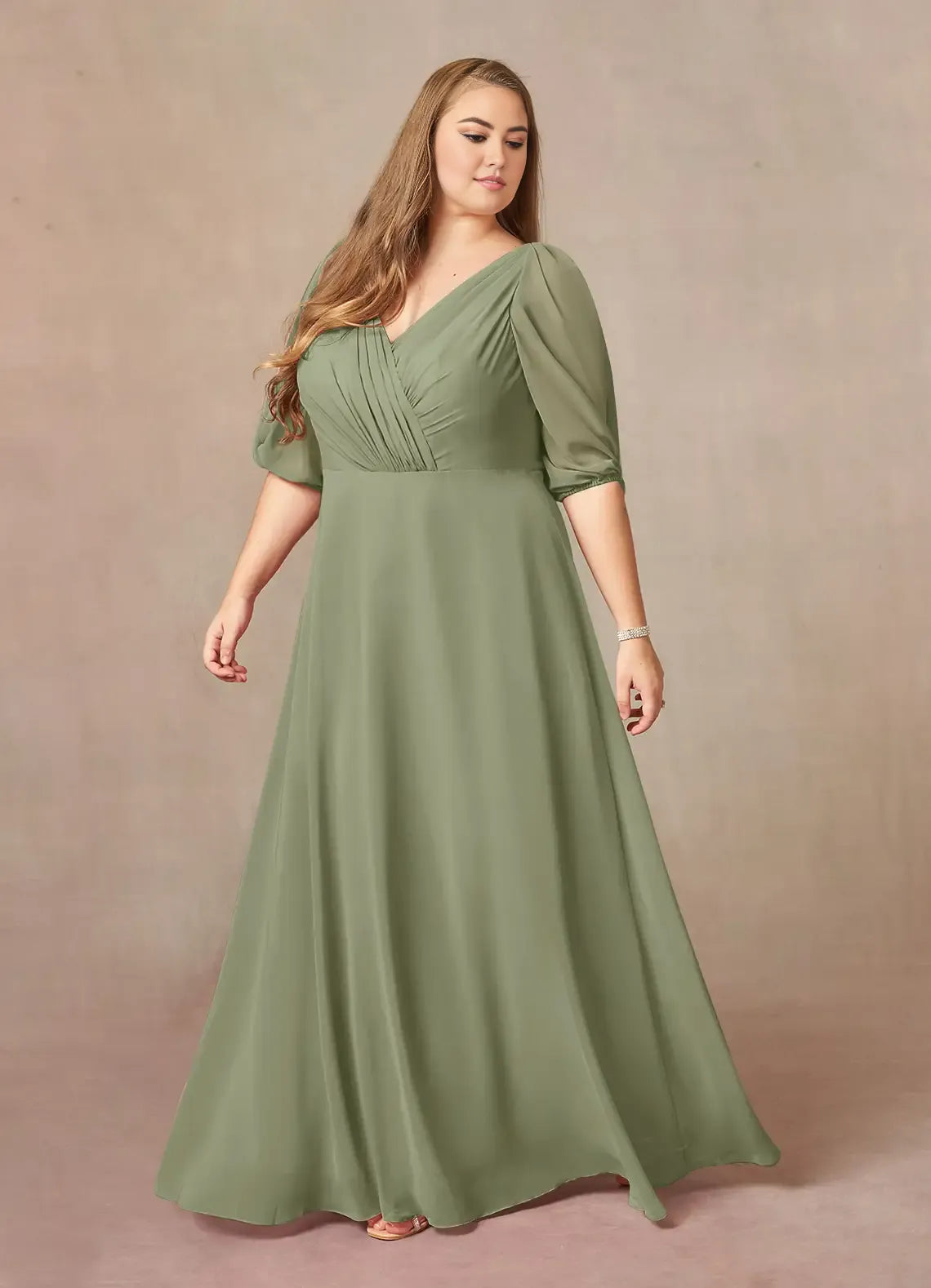 Robe Weitese Fashion A-Line Col en V Robe en mousseline froncée Longueur au sol Grande taille Robe mère de la mariée Manches bouffantes Dos en V Robe mère de la mariée 