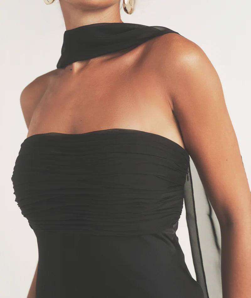 Weitese Dress Fashion Pleated Strapless Satin Bridesmaid Dress Maxi Dress Backless Solid Color Sleeveless Prom Dress With Scarf