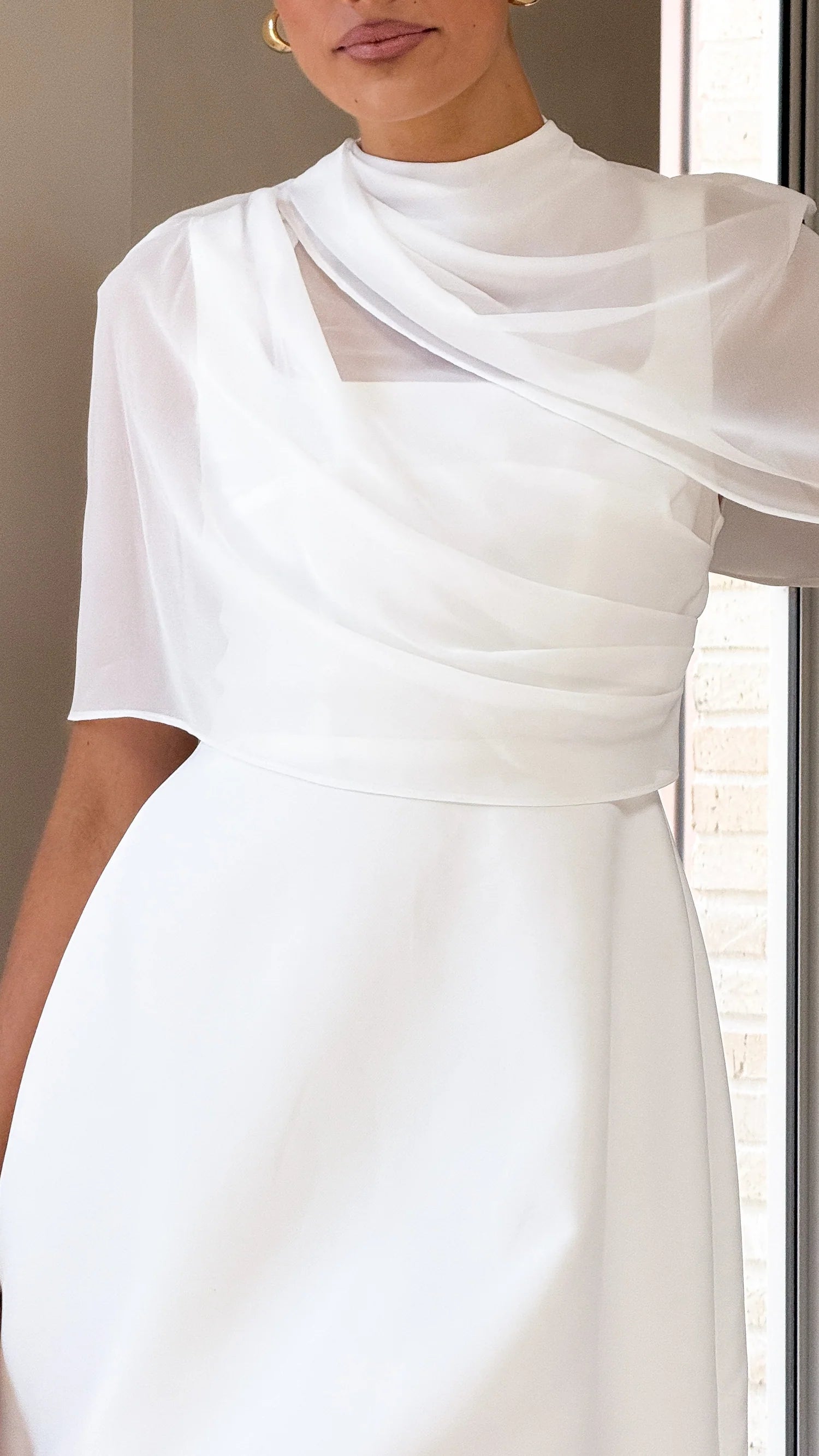 Weitese Dress Fashion Regular Straps Mini Dress White A-line Backless Solid Color Sleeveless Homecoming Dress