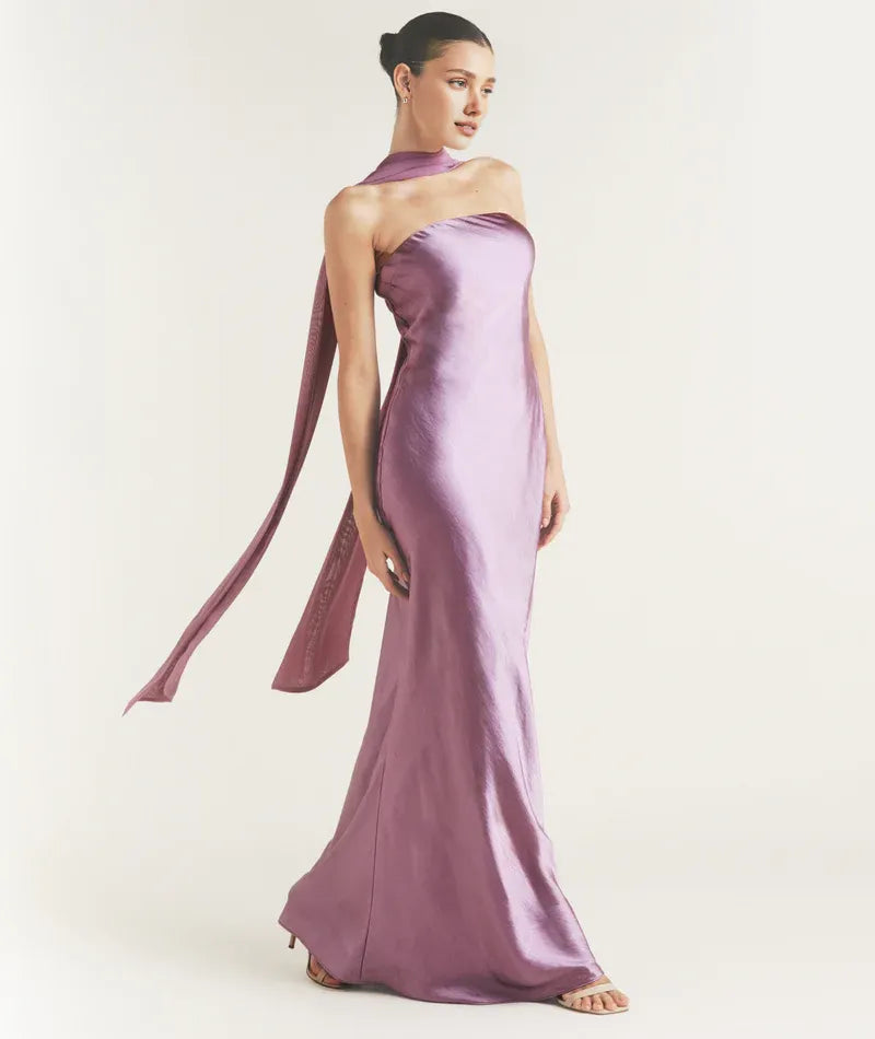 Weitese Dress Fashion Strapless Neck Satin Bridesmaid Dress Maxi Dress Backless Solid Color Sleeveless Prom Dress With Scarf