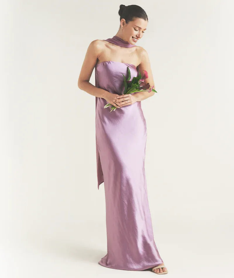 Weitese Dress Fashion Strapless Neck Satin Bridesmaid Dress Maxi Dress Backless Solid Color Sleeveless Prom Dress With Scarf