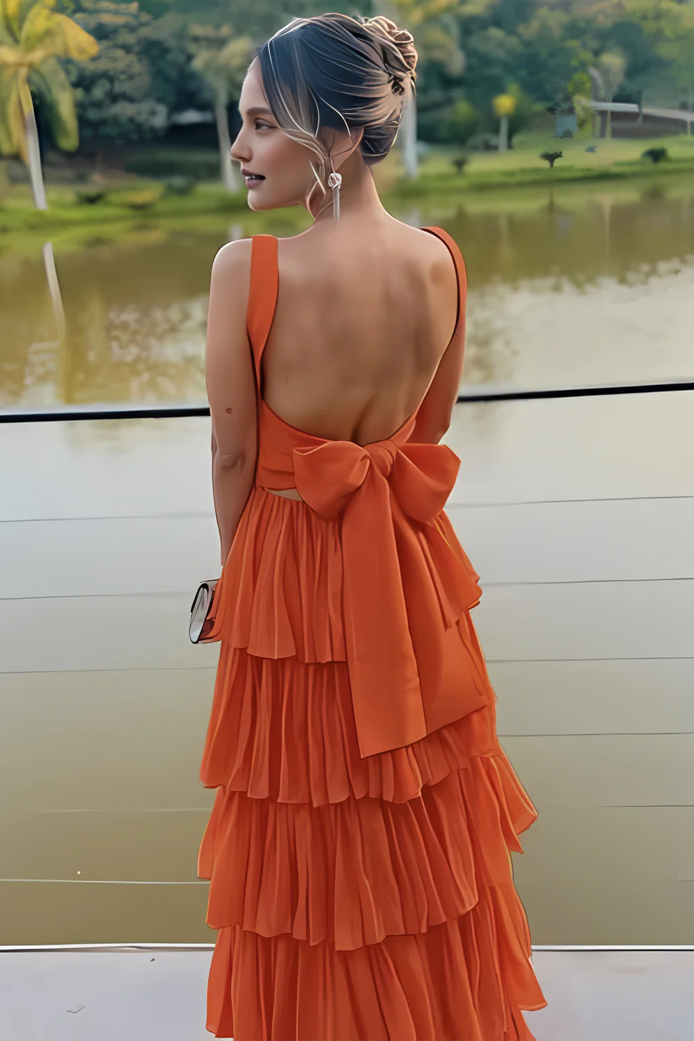 Vestido Weitese, precioso vestido de fiesta largo naranja con escote cuadrado y volantes. 