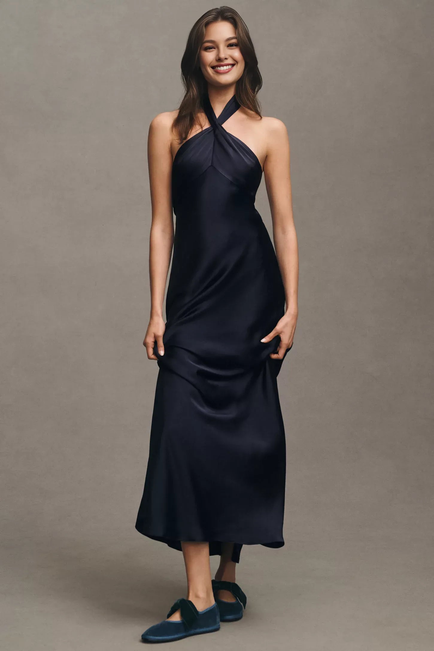 Robe Weitese Robe longue en satin à col licou Robe de bal colonne sans manches dos nu chocolat 