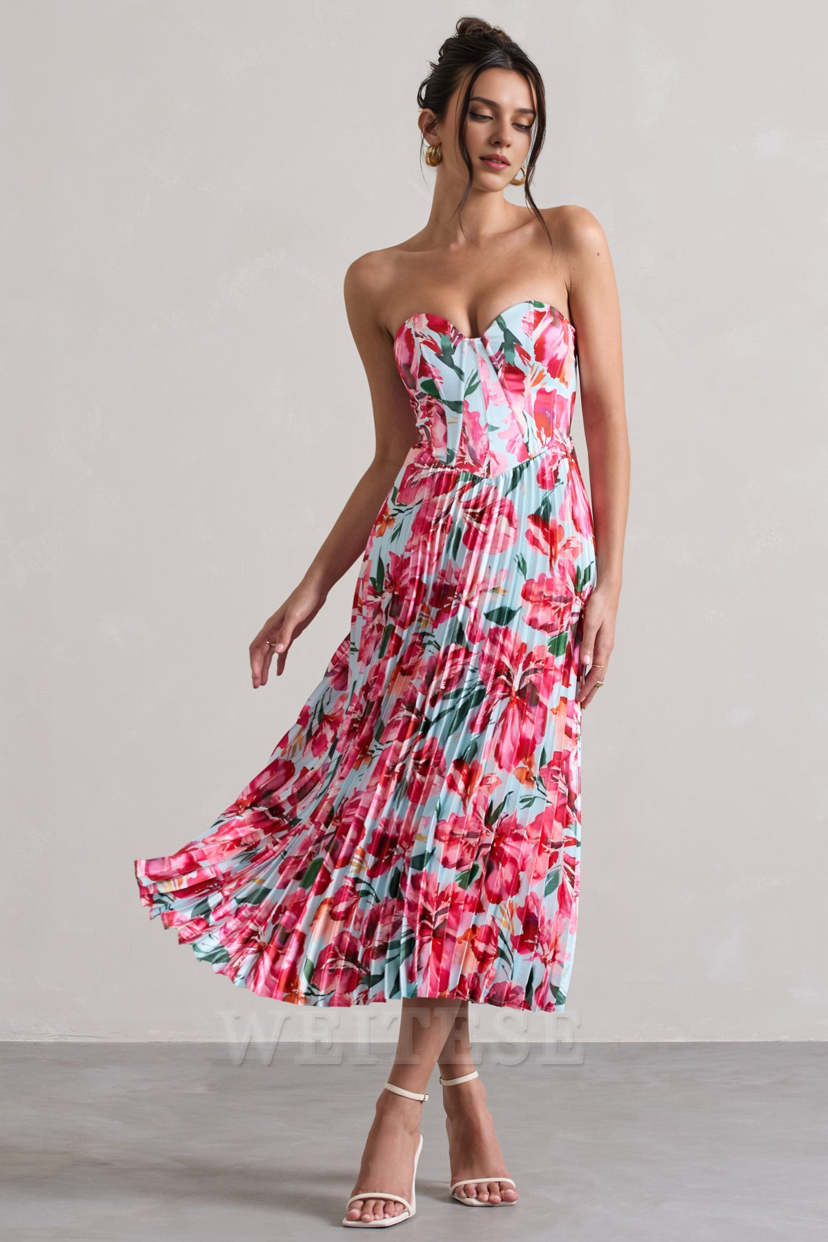 Robe Weitese Crème Imprimé Floral Satin Style Corset Robe Midi Robe de Bal Robe de Demoiselle d'Honneur Col en Coeur A-line Conte de Fées À Lacets 