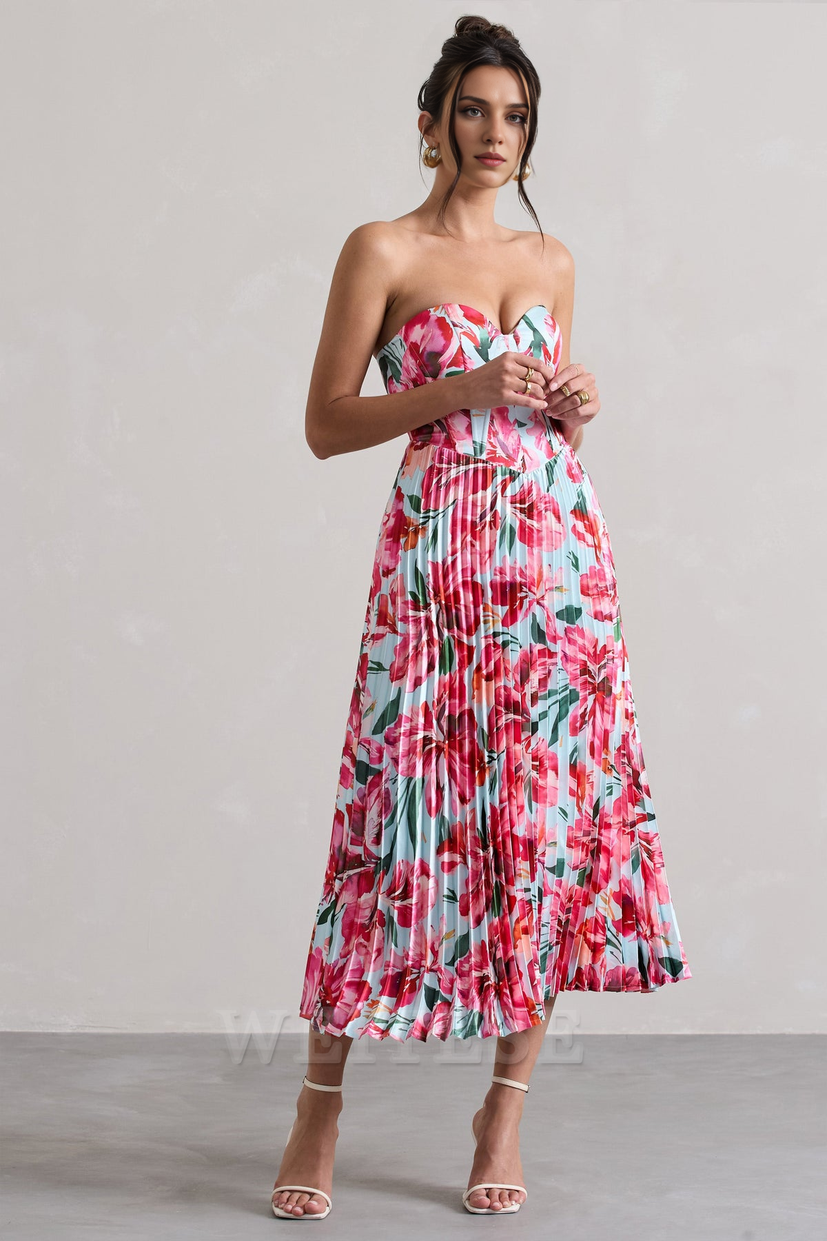 Robe Weitese Crème Imprimé Floral Satin Style Corset Robe Midi Robe de Bal Robe de Demoiselle d'Honneur Col en Coeur A-line Conte de Fées À Lacets 