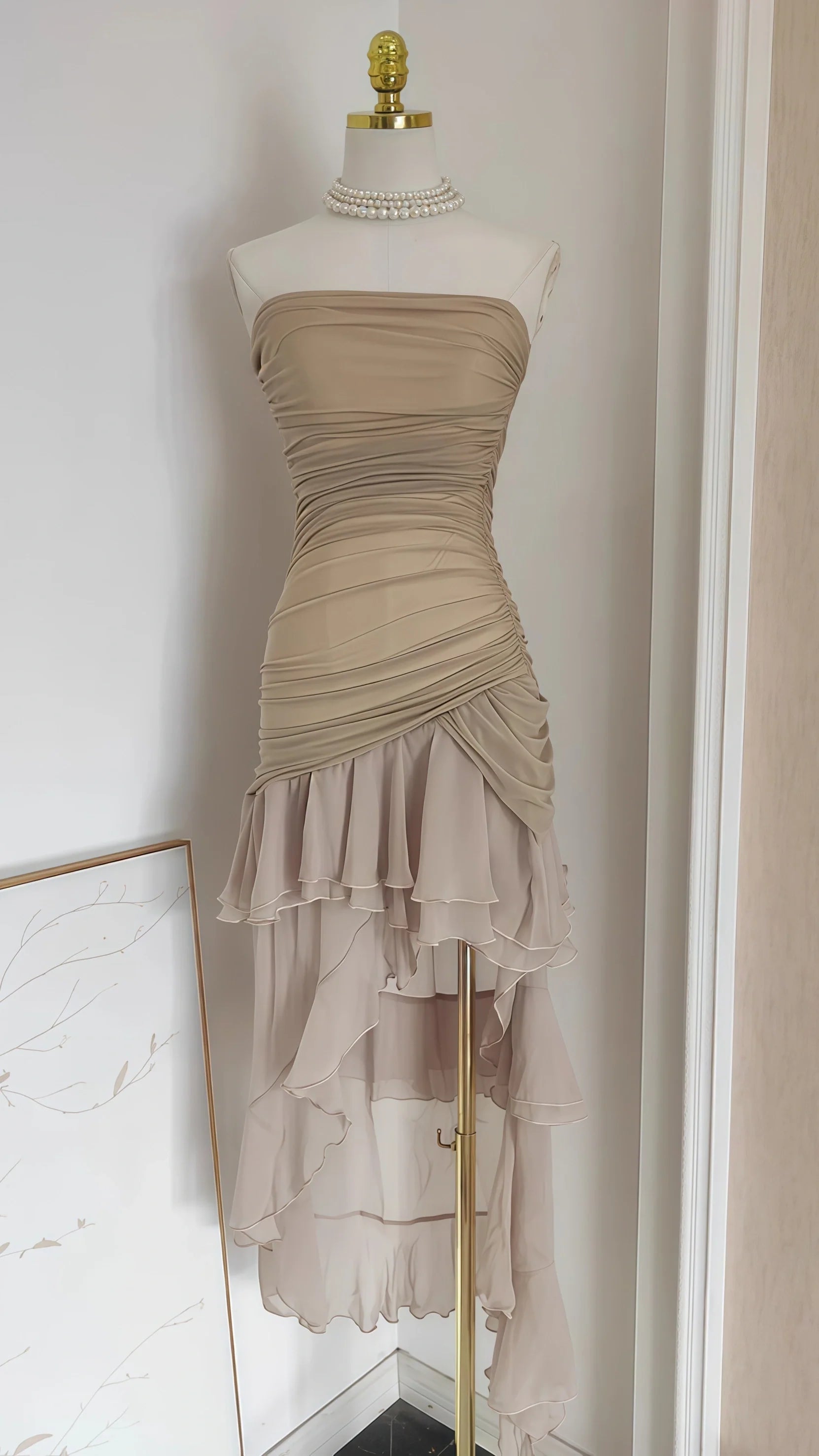 Weitese Dress Nude Strapless Pleated Chiffon Midi Dress Homecoming Dress Hight-Low Hem Party Dresses/No pearls necklace