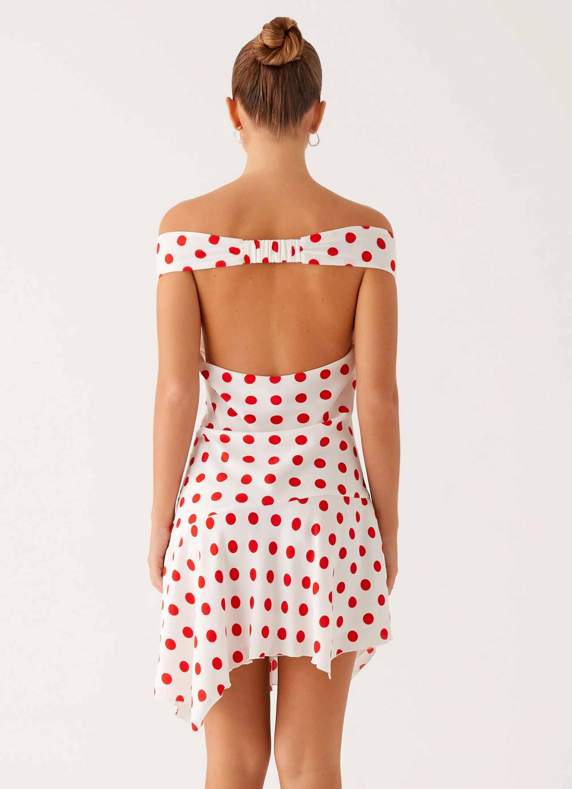 Weitese Dress Off-the-Shoulder Sleeveless Sexy Backless Ruffle Hem White Red Polka Dot Homecoming Dress