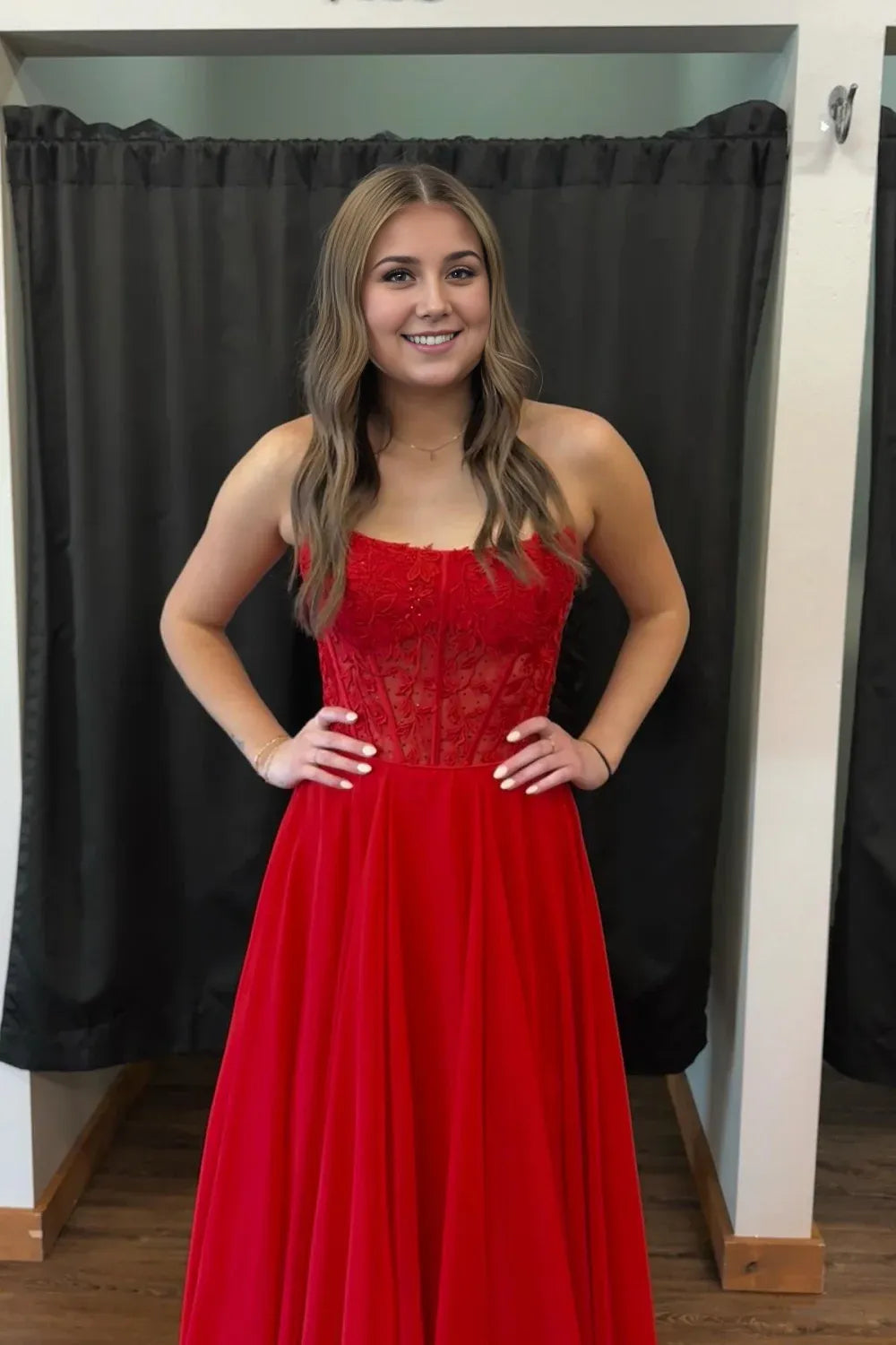 Weitese Dress Pink Strapless Illusion Lace Applique A-line Dress Chiffon Prom Dress