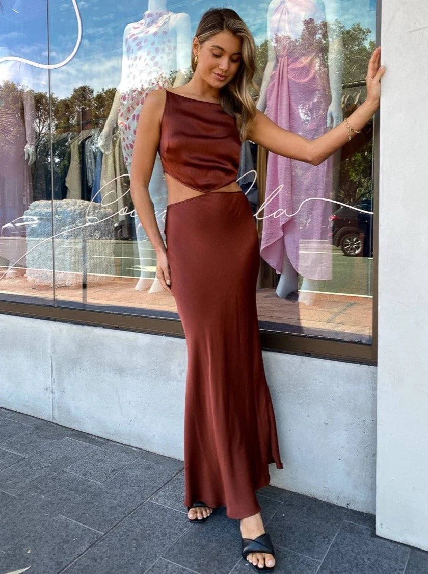 Weitese Dress Round Neck Cutout Waist Maxi Dress Brown Sleeveless Floor Length Prom Dress