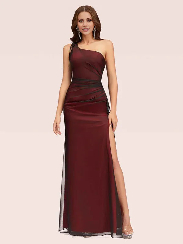 Robe de soirée sexy à une épaule, fourreau, rouge et noire, fendue sur le côté, longueur au sol, sans manches 