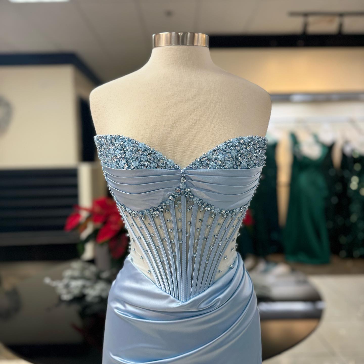 Vestido Weitese sexy sin tirantes, vestido de fiesta, ilusión simple, abertura lateral, corsé con cuentas, vestido de noche de línea A 