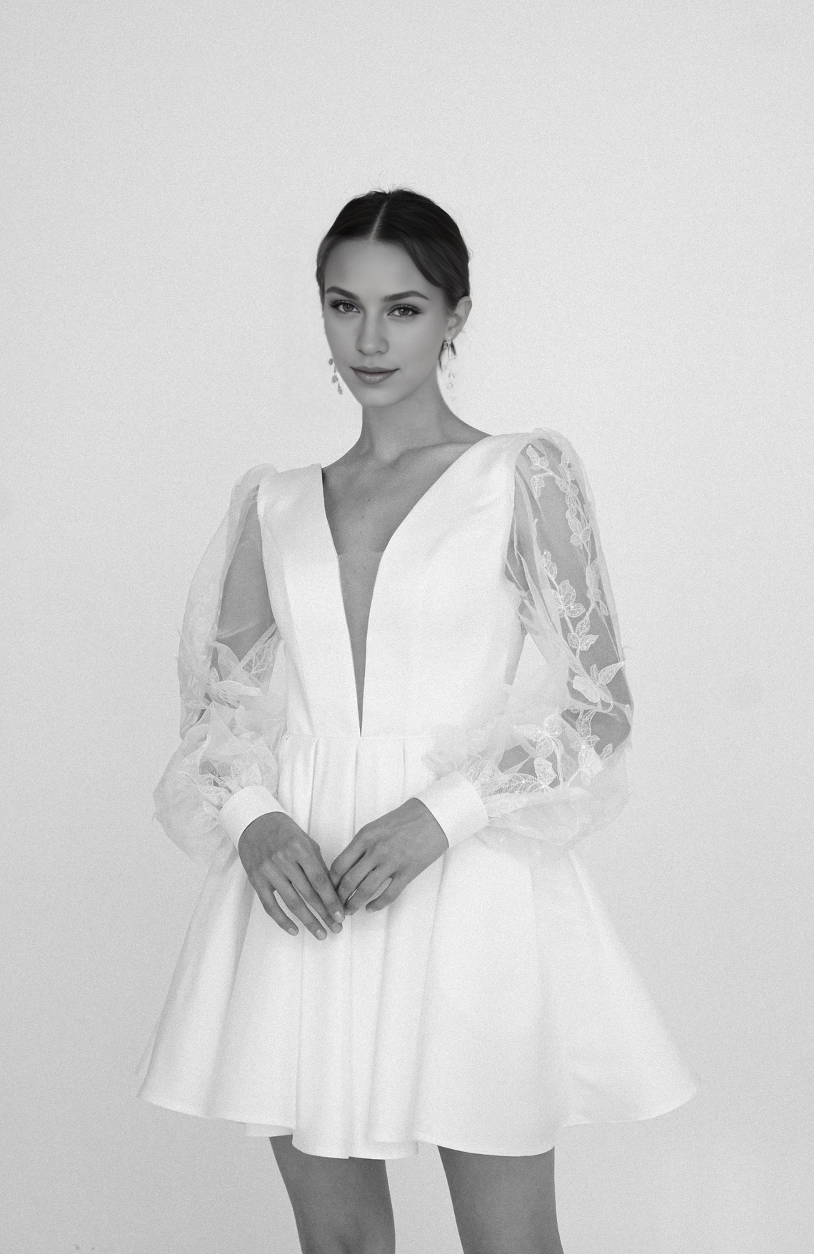 Weitese Dress Short wedding dress Elegant dress Reception dress Bride Dress With Long Sleeves Applique