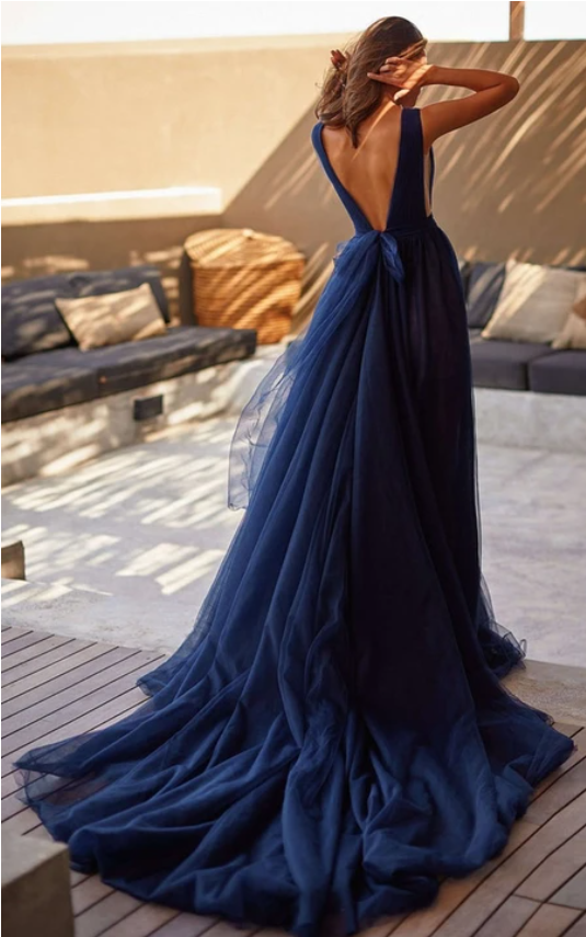 Weitese Dress Simple A Line Plunging Neck Evening Dress with Split Front Prom Dress  Formal Wear Dresses