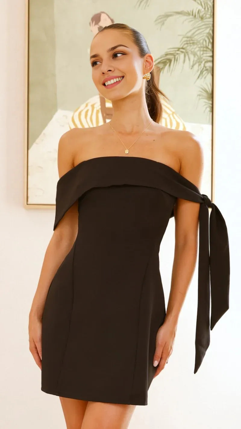 Weitese Dress Simple Off Shoulder Mini Dress Wine A-line Backless Solid Color Sleeveless Homecoming Dress