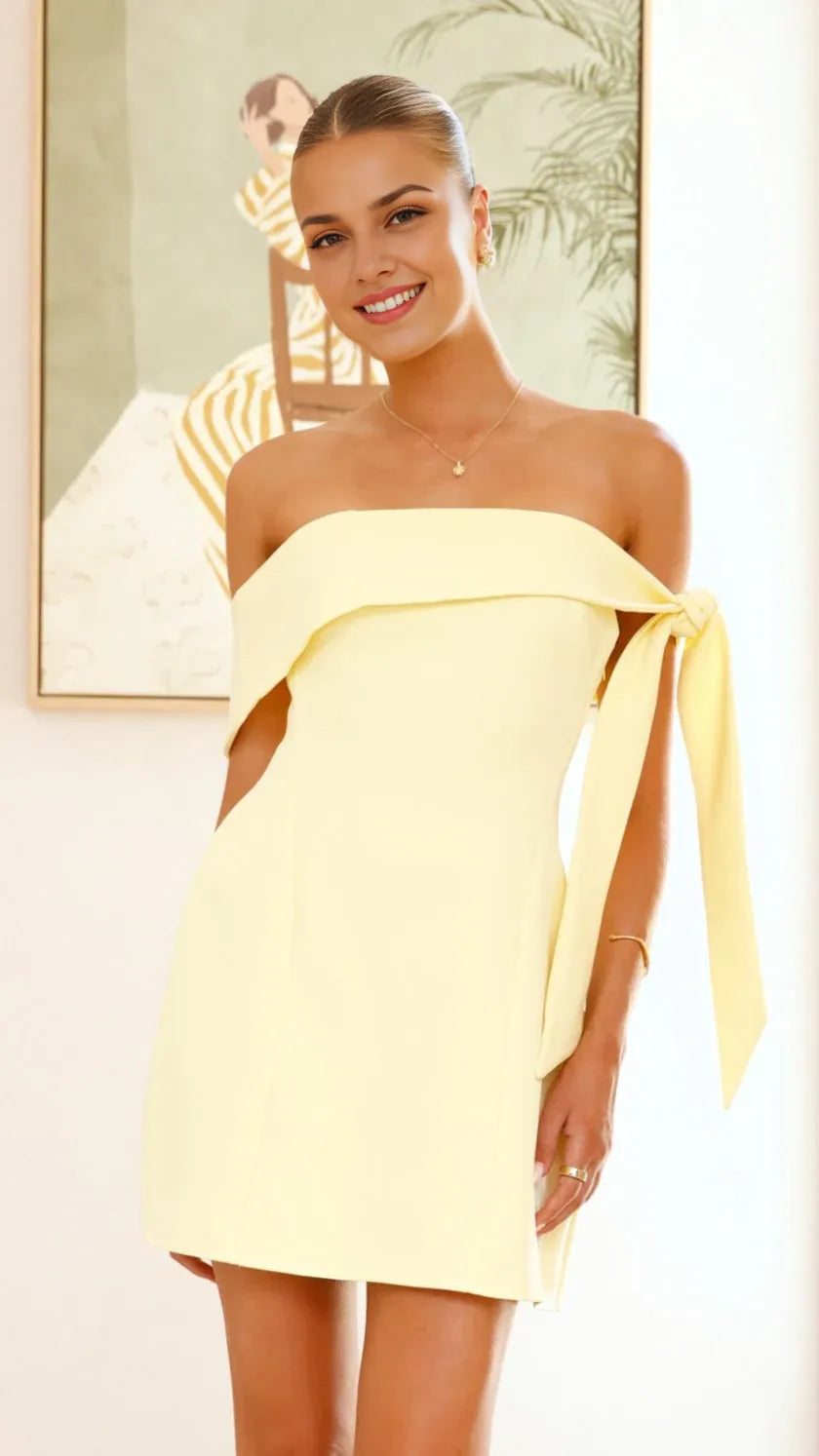 Weitese Dress Simple Off Shoulder Mini Dress Wine A-line Backless Solid Color Sleeveless Homecoming Dress
