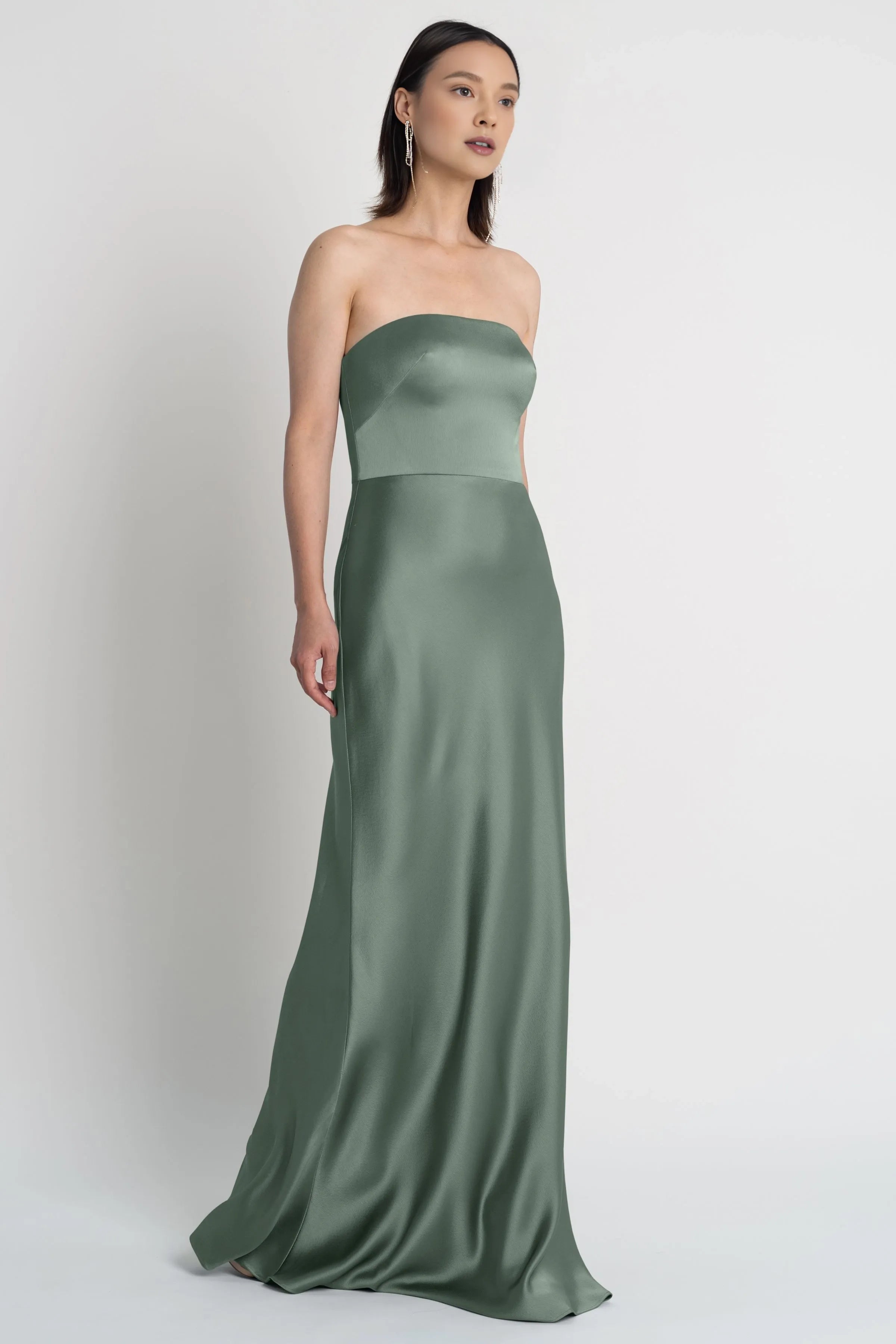 Weitese Dress Simple Strapless Sleeveless Open Back Satin Evening Dress Bridesmaid Dress Floor-Length Sheath Solid Color Prom Dress