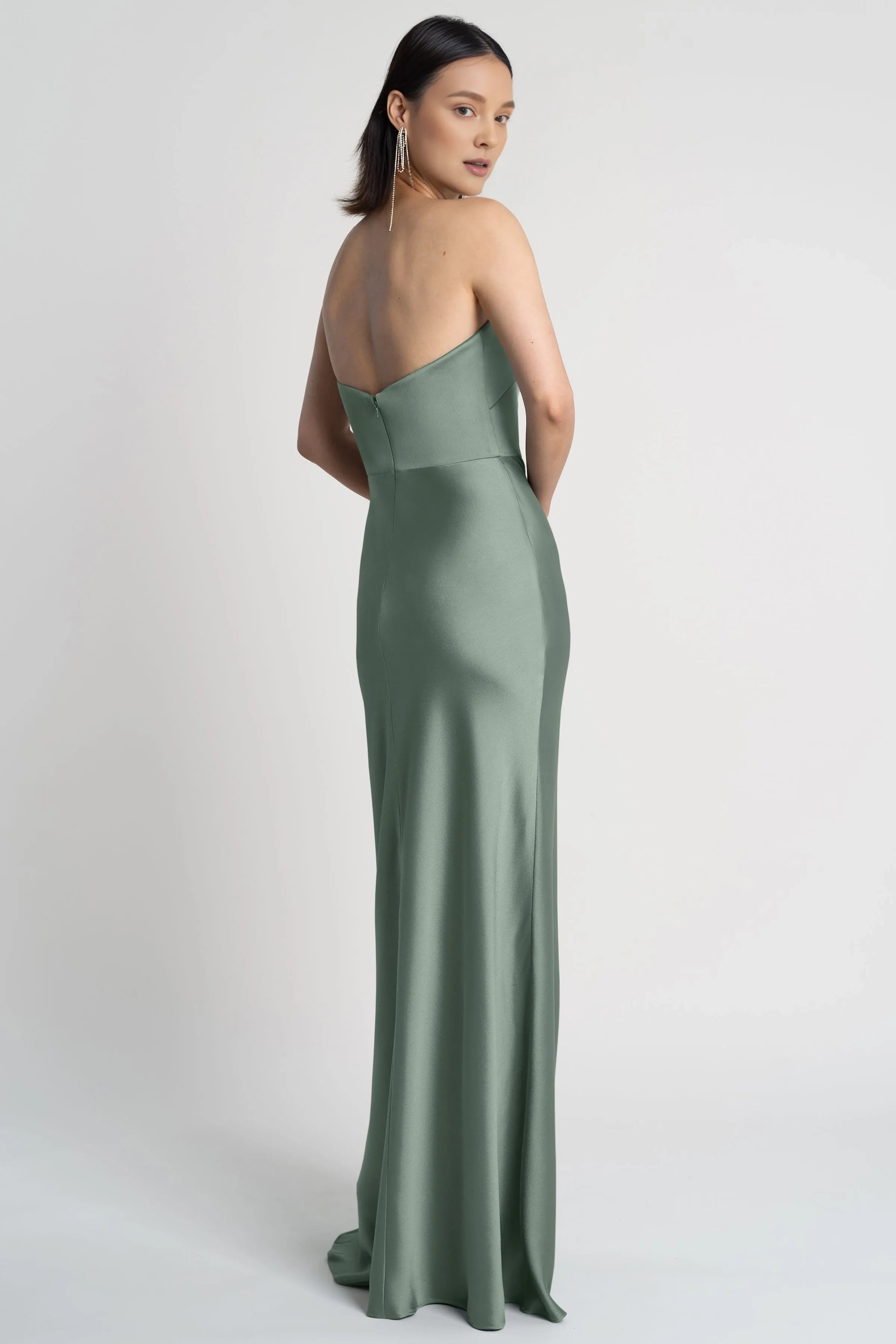 Weitese Dress Simple Strapless Sleeveless Open Back Satin Evening Dress Bridesmaid Dress Floor-Length Sheath Solid Color Prom Dress