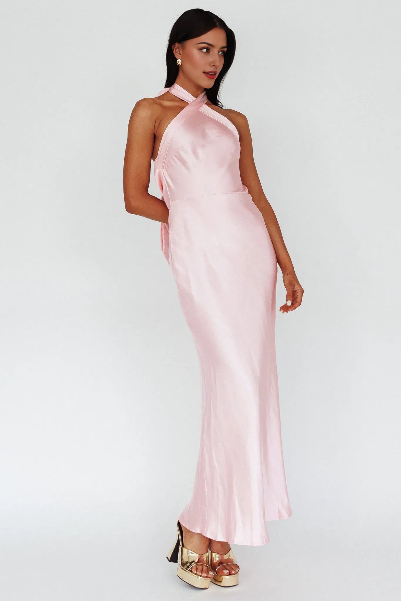Weitese Dress Sophisticated Pale Pink Satin Maxi Dress Featuring Halter Neck Open Back Design And Bow Accent Prom Dress
