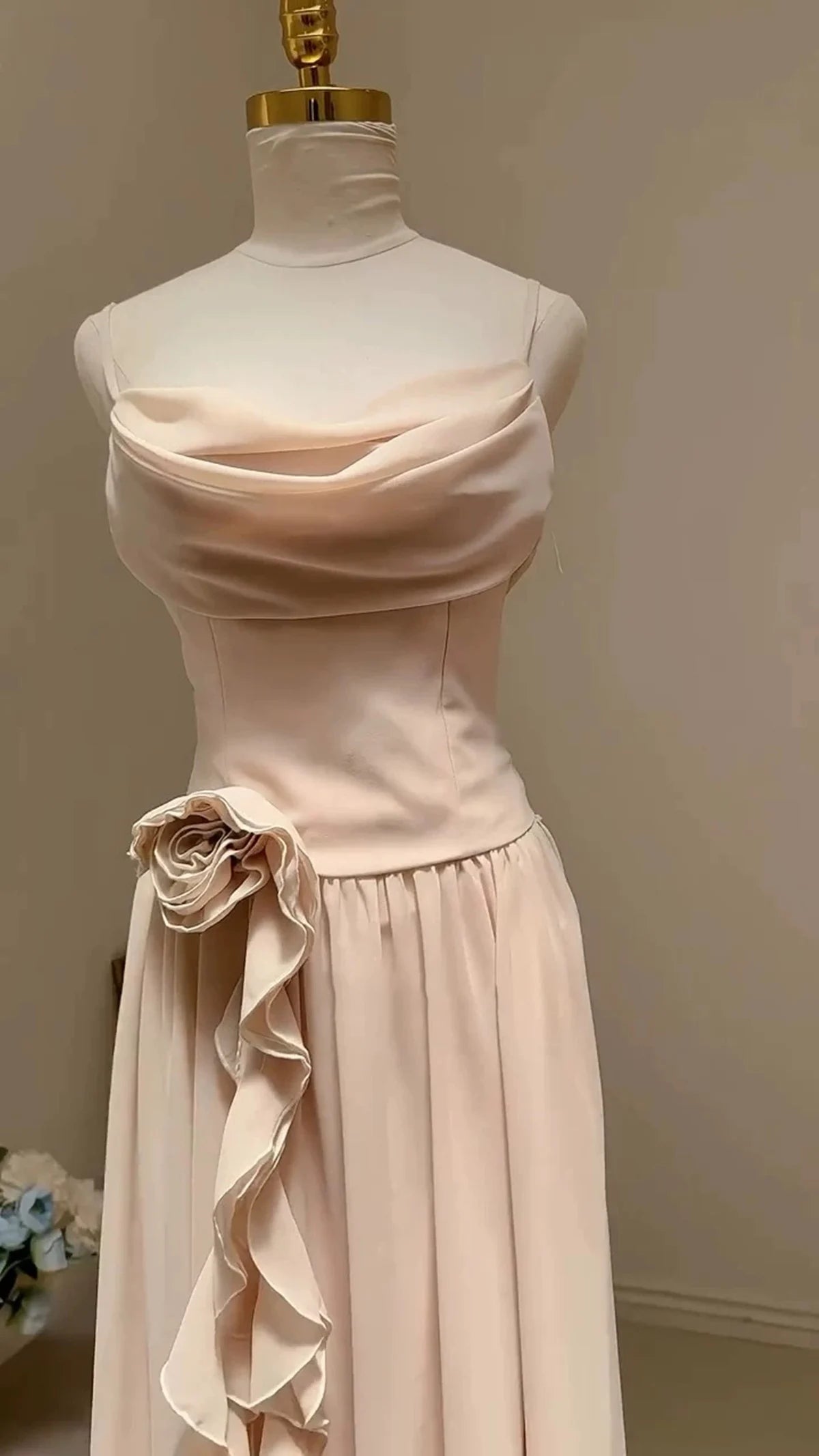 Weitese Dress Spaghetti Straps Cowl Neck A Line Sleeveless Ruffle Evening Party Dress Prom Dress