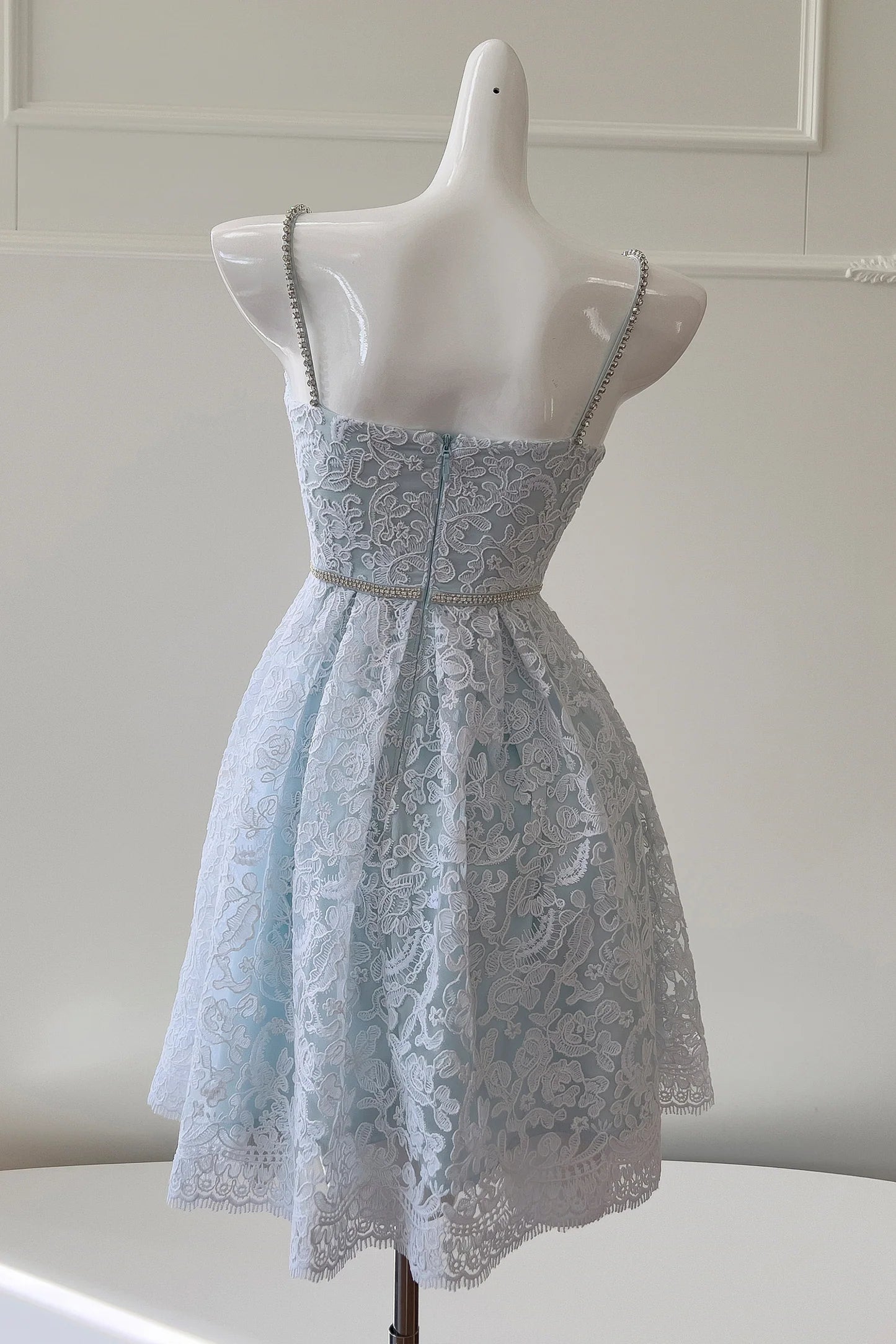 Weitese Dress Spaghetti Straps Light Blue Lace Short Dress Sleeveless Zip-Up Back Homecoming Dress