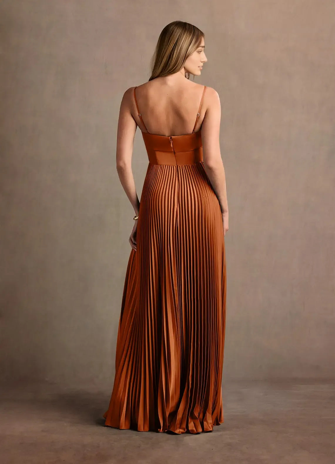 Robe Weitese à bretelles spaghetti, robe longue élégante en cœur, robe de bal dos nu, robe de soirée trapèze froncée avec fente 