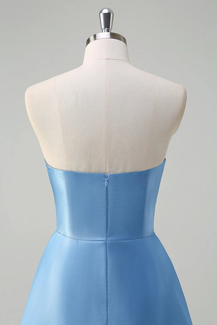 Robe Weitese Robe longue trapèze bleue scintillante à décolleté en cœur Robe de bal sans manches Robe de soirée plissée en satin 