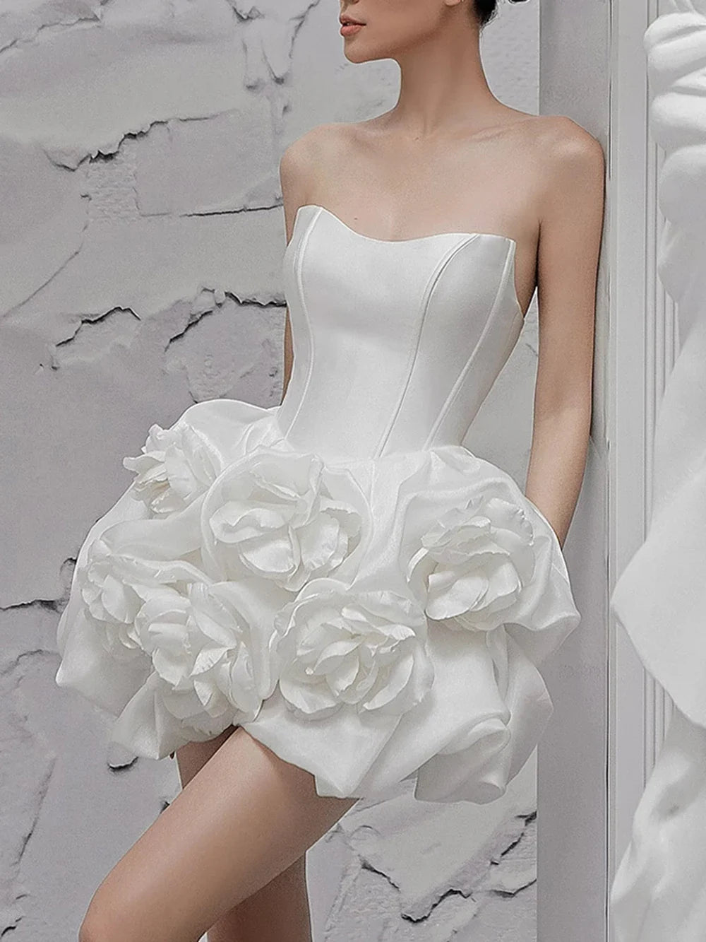 Vestido Weitese con flores 3D unidas, blanco, liso, sin tirantes, minivestido de fiesta, elegante, con corsé, corte A, para graduación. 