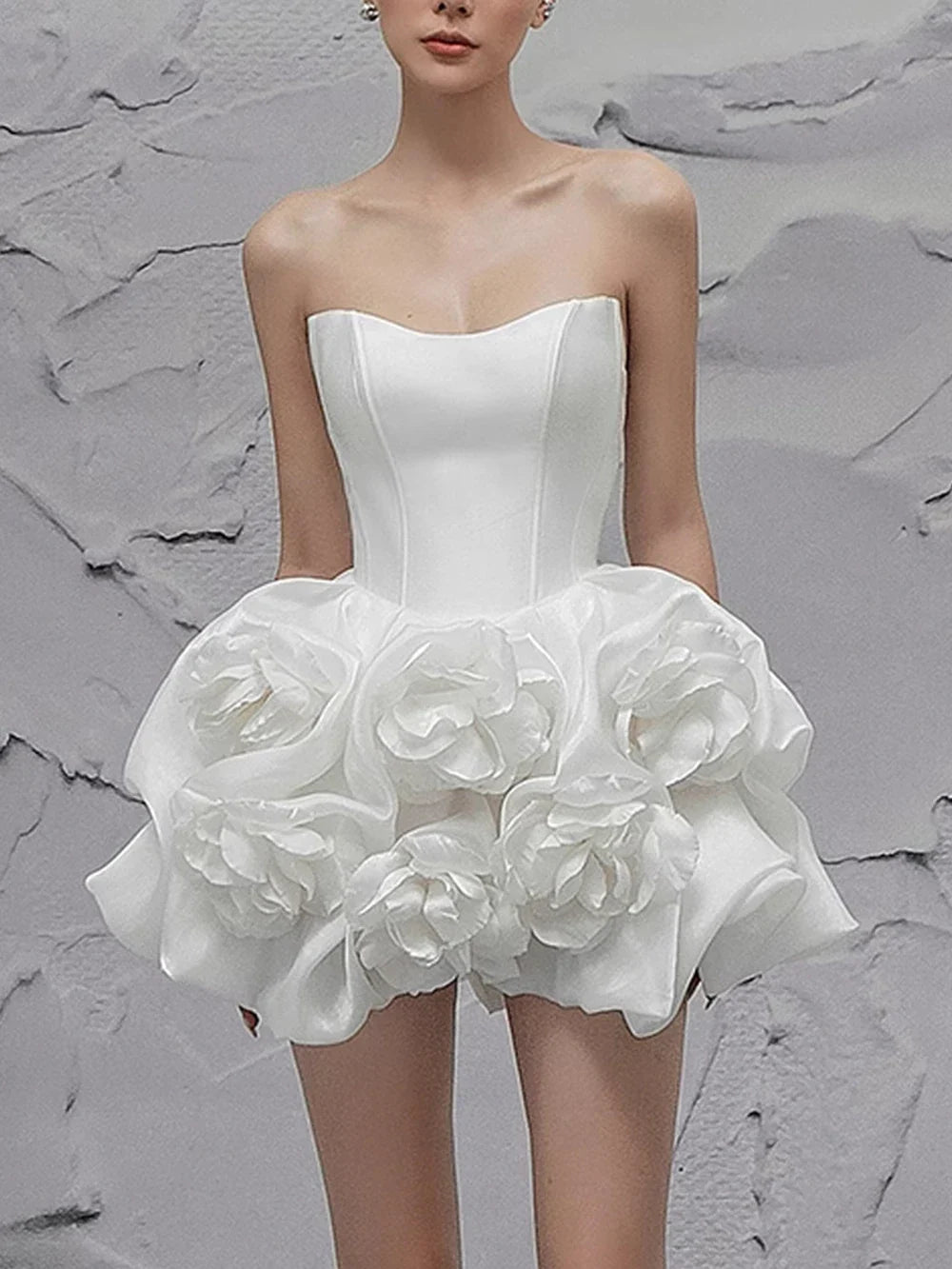 Weitese Dress Spliced 3D Flower White Solid Strapless Mini Dress Party Dress Elegant Corset A-line Prom Dress