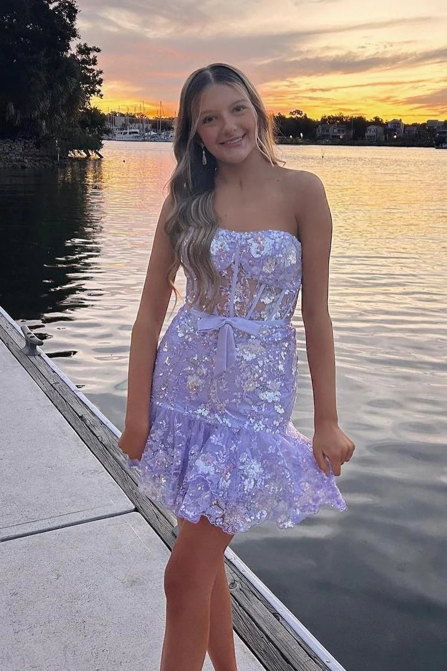 Weitese Dress Strapless Lavender Sequin Ruffle Hem Short Dress Sleeveless Knee Length Homecoming Dress