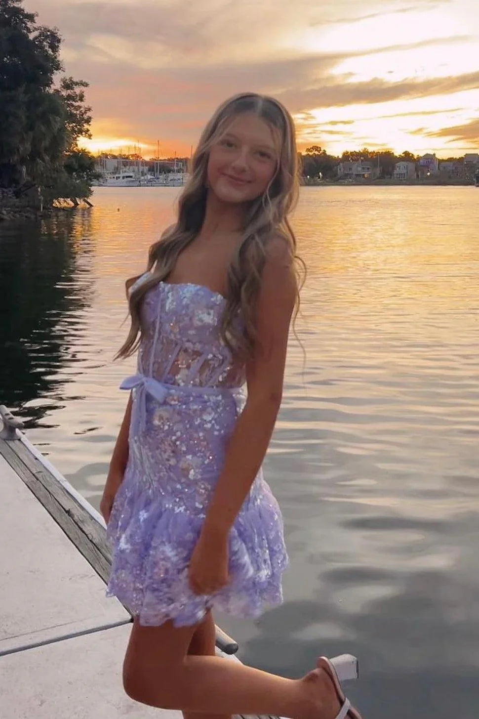 Weitese Dress Strapless Lavender Sequin Ruffle Hem Short Dress Sleeveless Knee Length Homecoming Dress