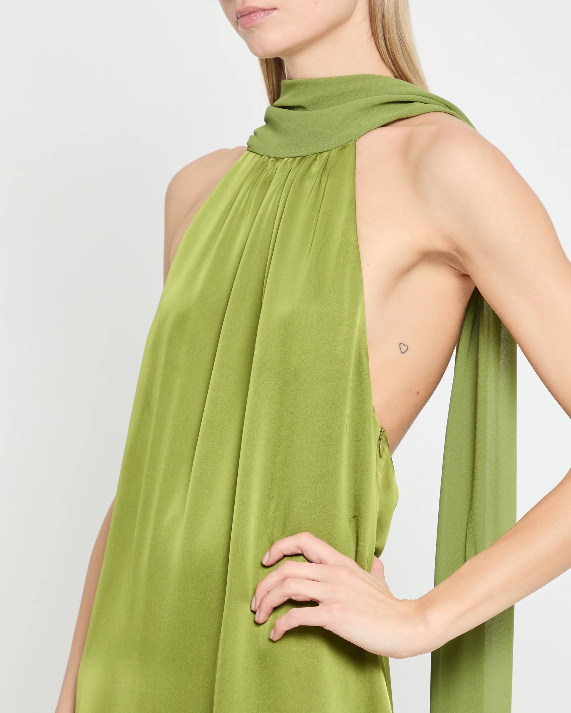 Weitese Dress Stunning Straight Tube Cold Shoulder Evening Dress Sleeveless Low Open Back Solid Color Scarf Prom Dress