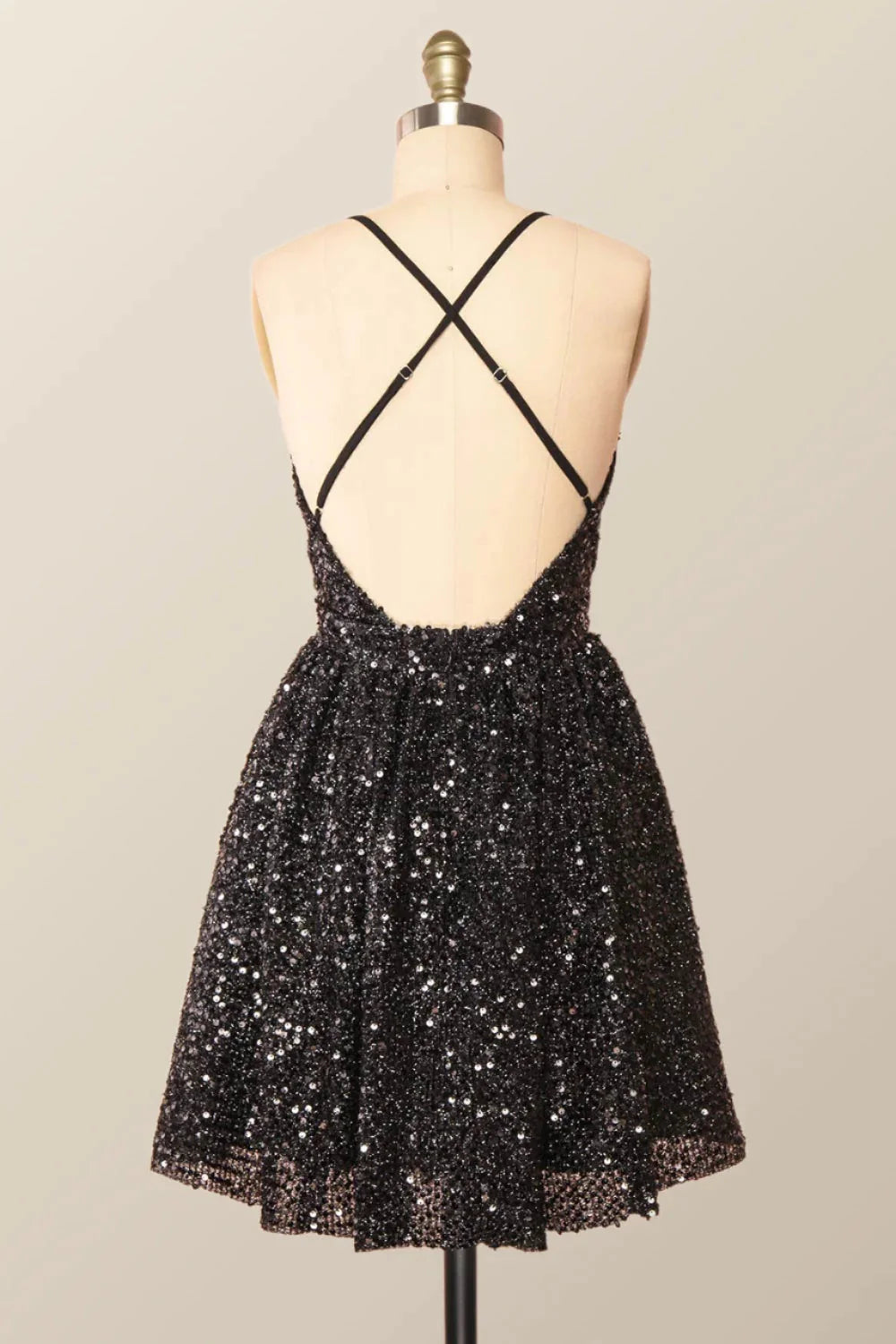 Weitese Dress V Neck Black Sequin A-line Short Party Dress Crisscross Back Homecoming Dress